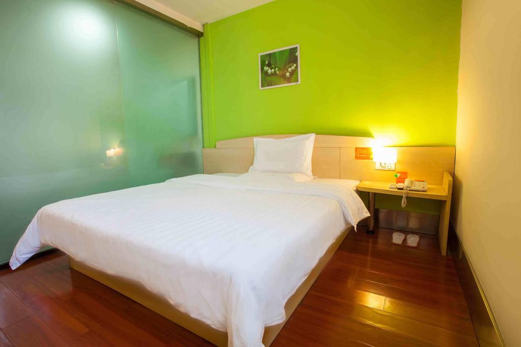 7 เดย์ส พรีเมี่ยม จางเยอ บัส สเตชั่น บรานช์ Hotel จางเย่ ห้อง รูปภาพ